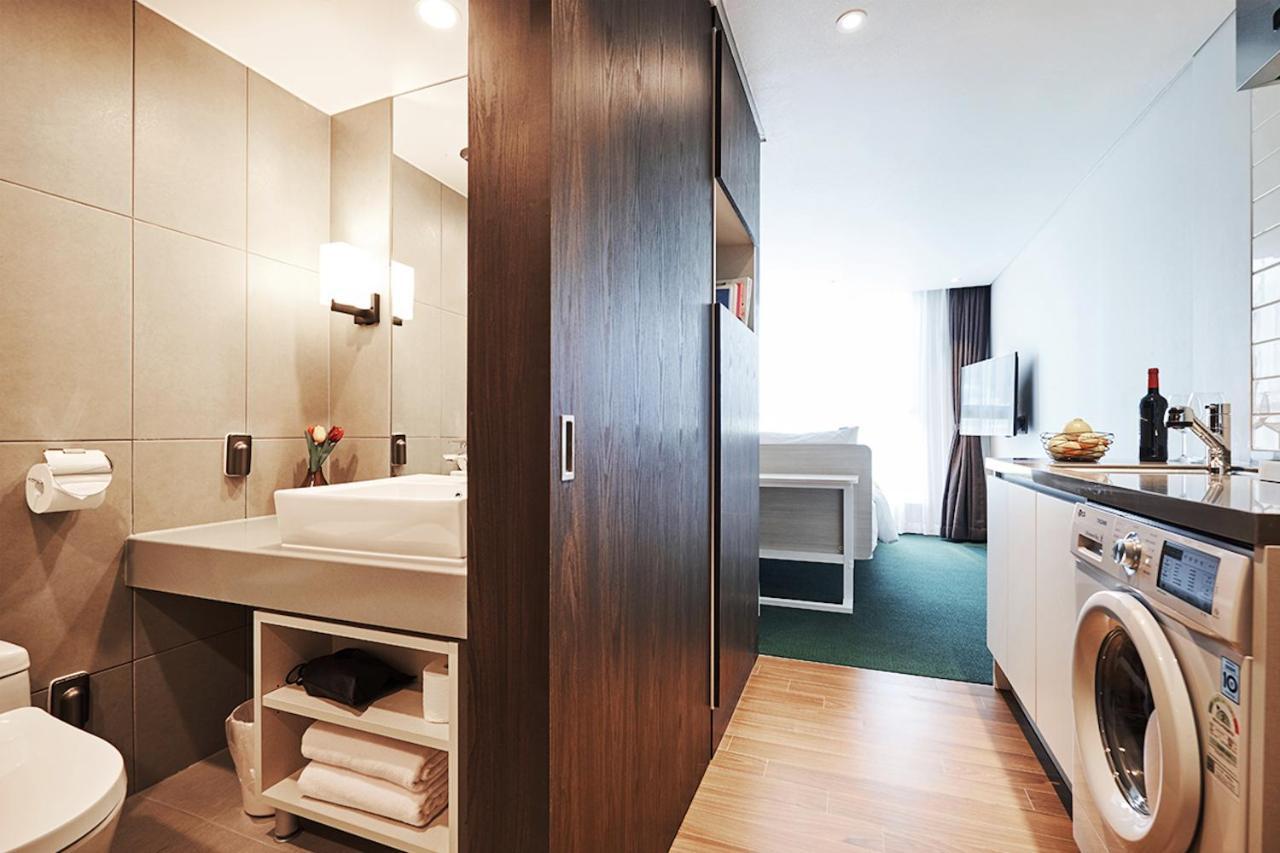 Jeju Pureun Hotel Seogwipo Exterior foto
