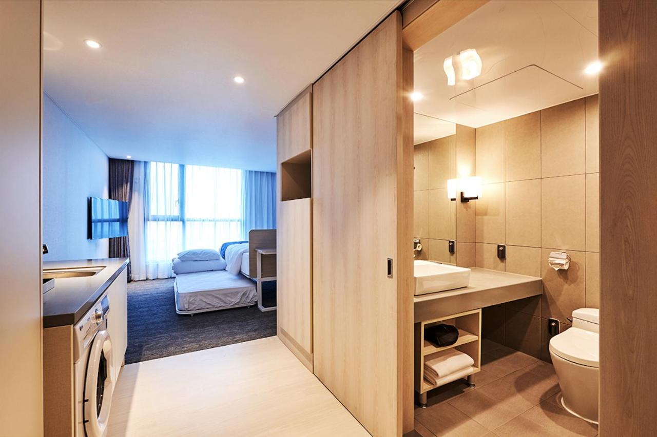 Jeju Pureun Hotel Seogwipo Exterior foto